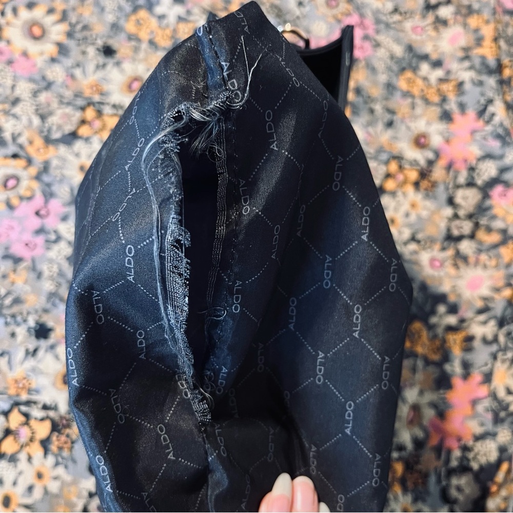 Structured tote - Picture 8 of 8